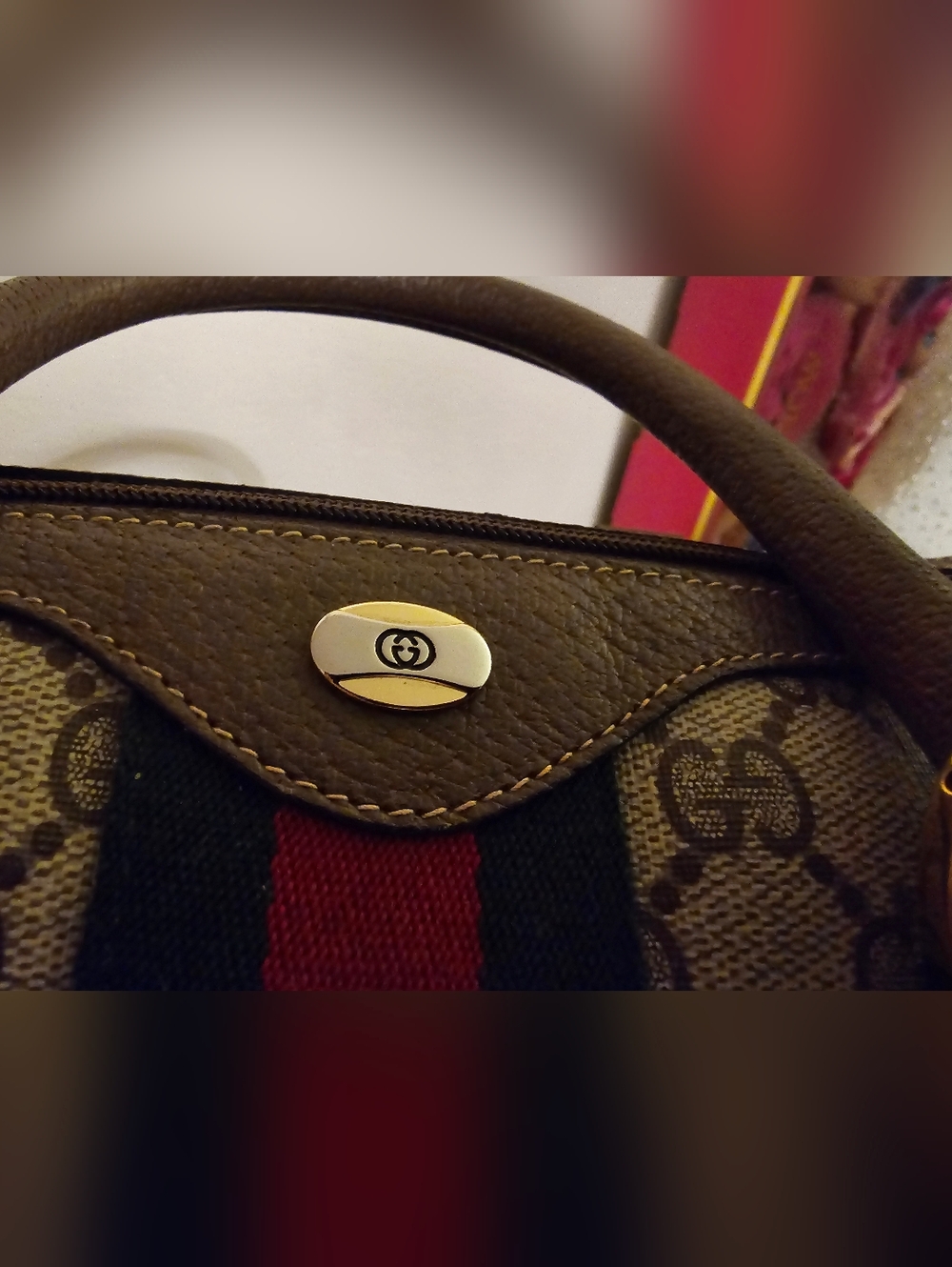 Gucci Accessory Collection Supreme Boston Bag, Brown - Picture 2 of 13